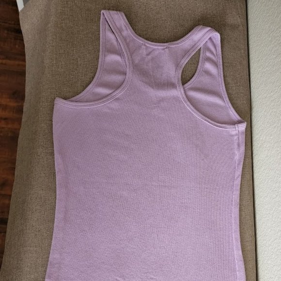 Active Basic Women's Ribbed Lilac Tank Top Like New - Picture 2 of 7